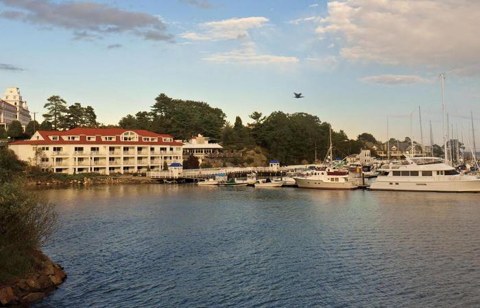 History Mystery featuring Wentworth by the Sea